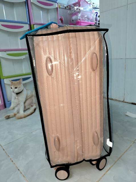 Túi ok, chỉ là rộng hơn vali của mình thôi