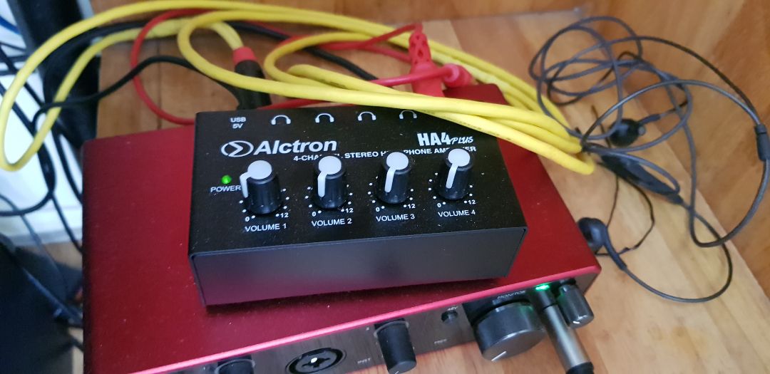 sản phẩn ngoại hình như quảng cáo. chất lượng thì phù hợp giá. nhưng với mìn thì khôg đc tốt. hơi bể tiếng. rè.