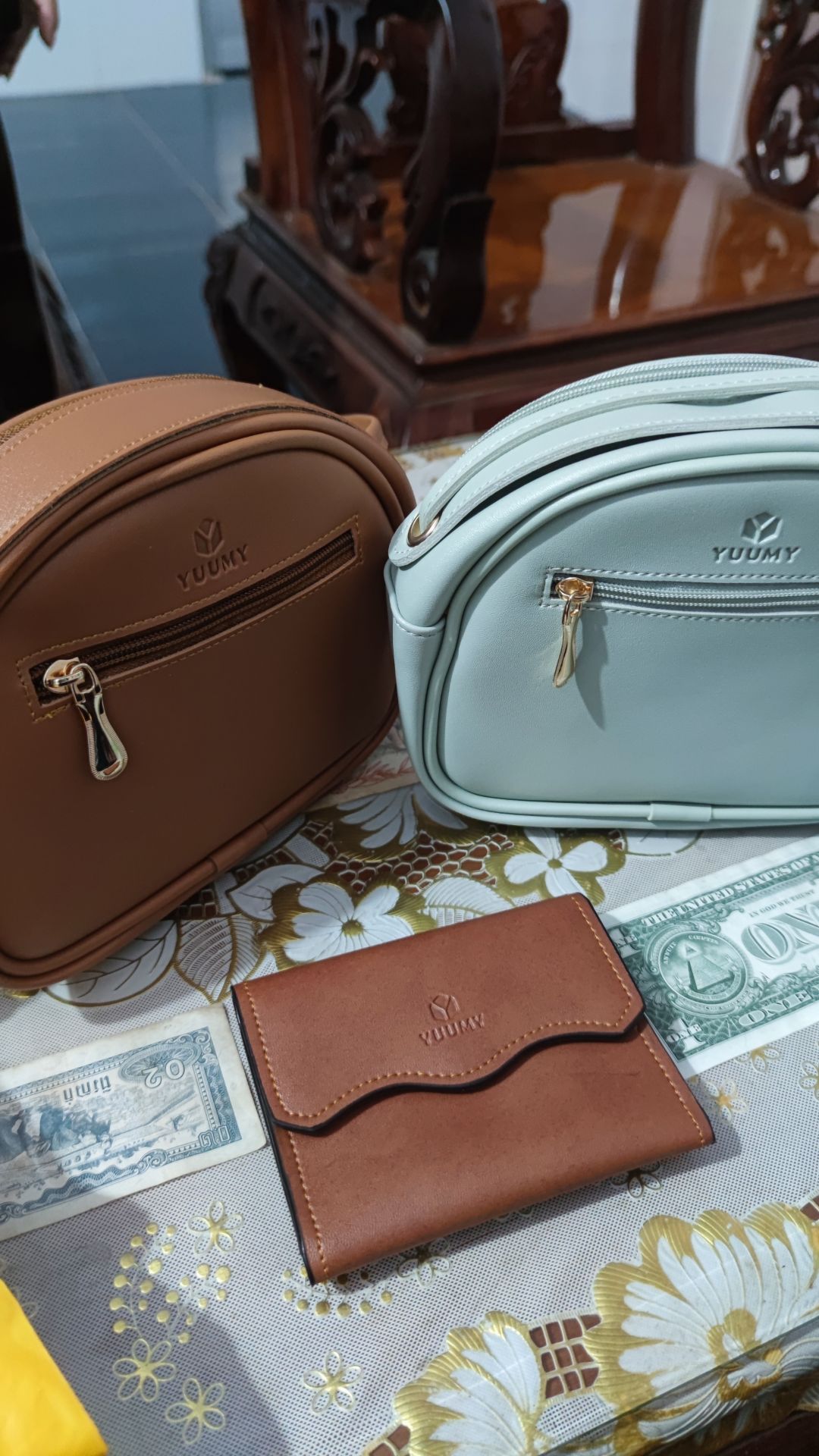 Sản phẩm tốt giá cả hợp lý, canh sell còn được giảm giá sốc. Shop làm việc uy tín, nhiệt tình, giao hàng nhanh, đúng mẫu mã màu sắc