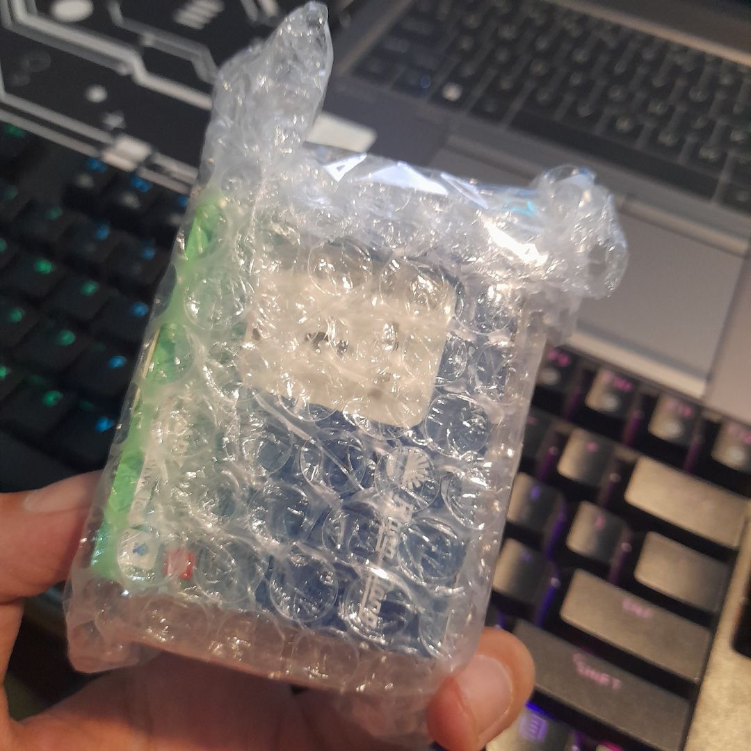 Sản phẩm tốt, gọn nhẹ. Cài đặt dễ dàng Chốt an toàn hơi cứng khó cắm. Công tắc bị kẹt
Đóng gói tốt, giao hàng nhanh