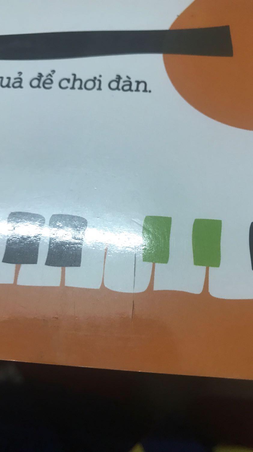 Đóng gói ok ko còn bọc kính ngoài sách có chỗ trầy dơ móp