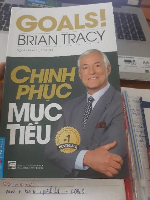 Cảm ơn nhà sách rất nhiều. Giao hàng nhanh, đóng gói cẩn thận. Rất ít khi Hiền feedback nhưng lần này dịch vụ quá tuyệt vời. Chúc shop luôn phát triển và trao nhiều giá trị ạ.