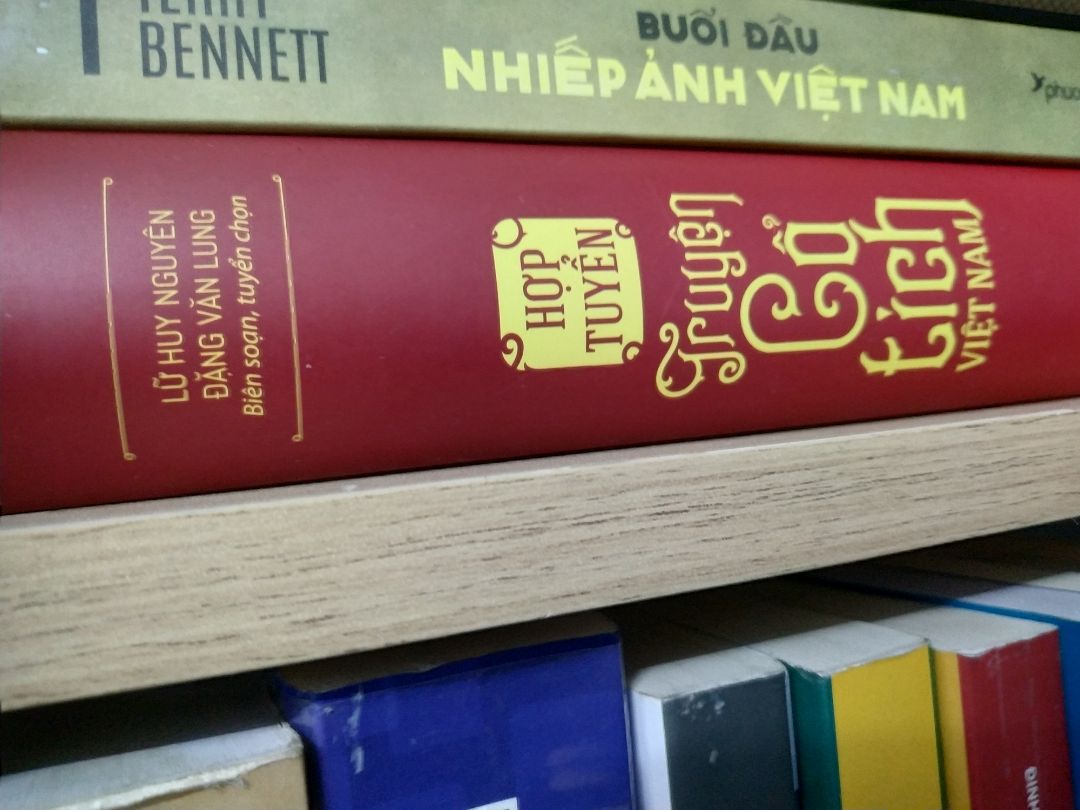 Sách dày, chắc chắn. Nhiều truyện cực kỳ đa dạng. Đáng mua