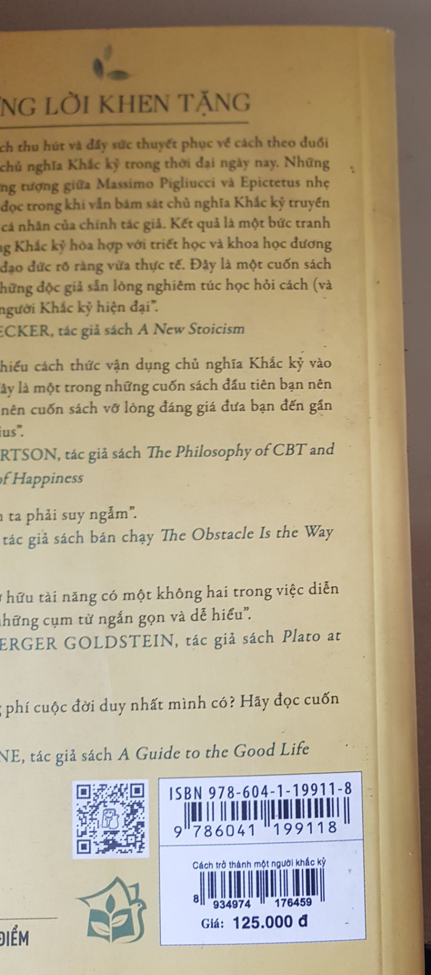 Thay vì đọc cuốn này các bạn nên đọc cuốn "seneca những bức thư đạo" sẽ hay hơn nhiều. Thay vì đọc cuốn này các bạn nên đọc cuốn "seneca những bức thư đạo" sẽ hay hơn nhiều.