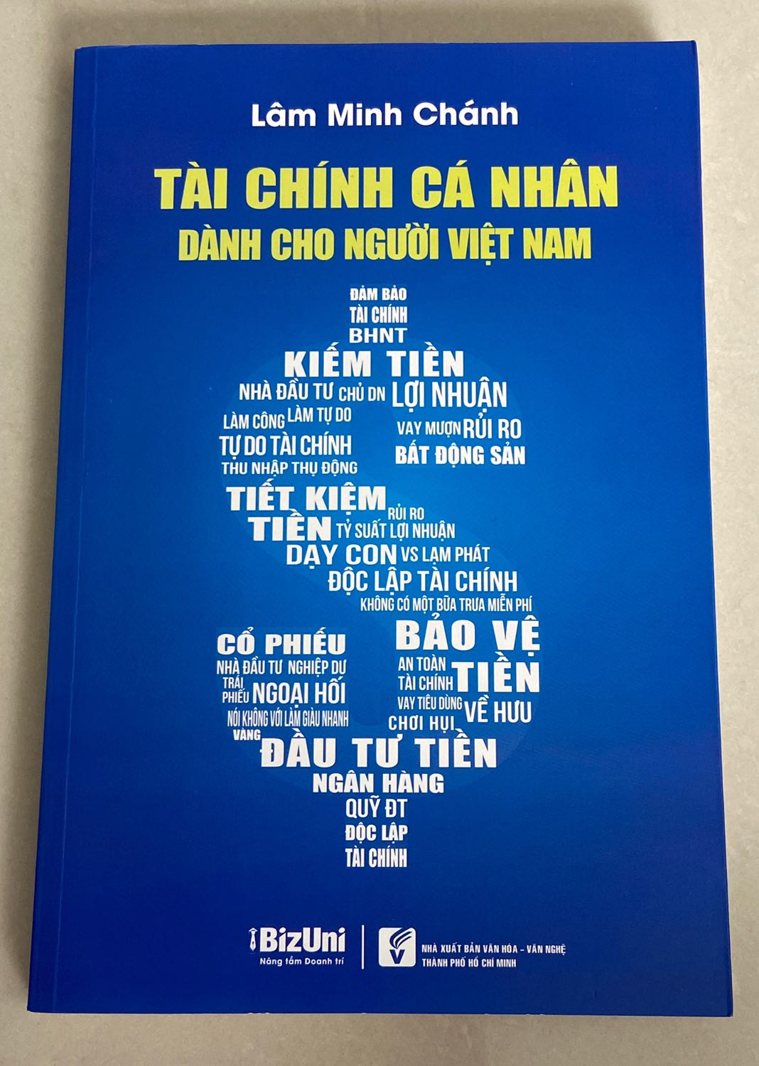 Cuốn sách này giúp cho những người mới bắt đầu,đầu tư về tài chính cá nhân và có những hình ảnh dễ thương khiến đọc dễ nhớ.