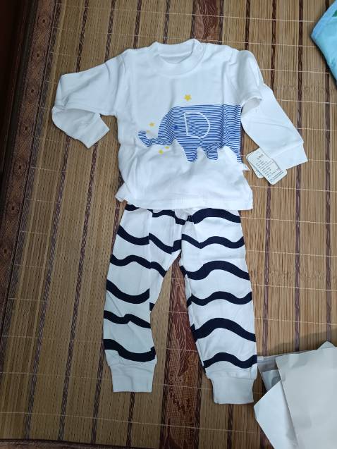 Chất vải đẹp, giá thành vừa phải, đáng mua.