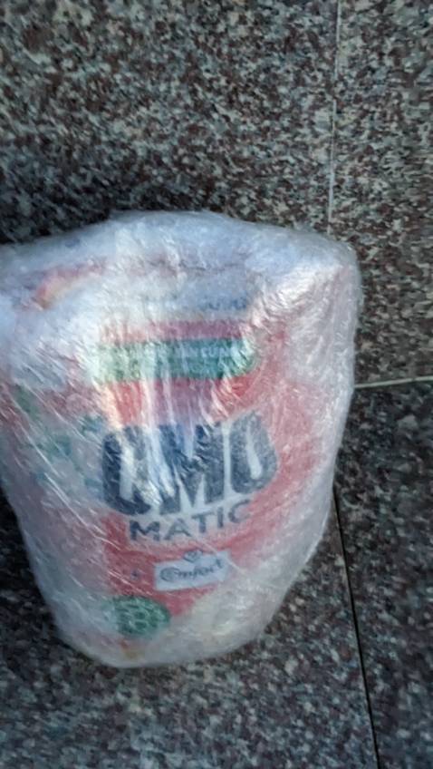 Đóng gói cẩn thận cho 5 sao nhưng giao hàng ko đúng sản phẩm.mua 3.9 kg giao 3.6kg .