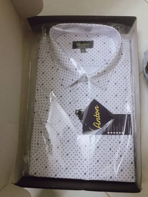 Rất hài lòng vì thời gian nhận đc áo khá nhanh. Đóng gói cẩn thận chắc chắn, có hộp đẹp. Chất áo mềm và thoáng mát,shop tư vấn chọn đúng size và rất nhiệt tình. Sẽ tiếp tục theo dõi và ủng hộ shop.