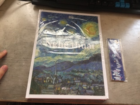 Hình ảnh đa dạng, sắc nét. Nội dung dễ hiểu và có phân tích kĩ lưỡng. postcard siêu siêu đẹp . Điểm trừ là sách bị móp