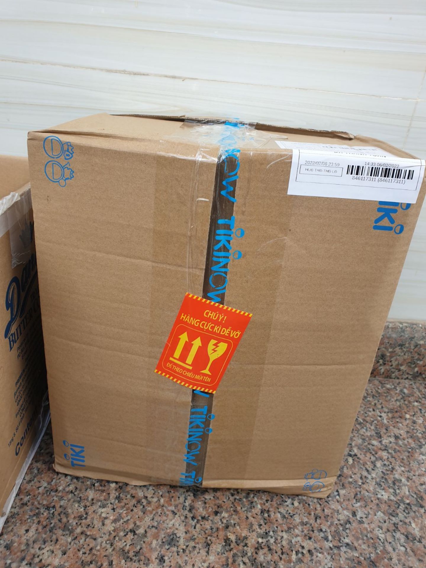 Hàng hóa được đóng gói kỹ, vận chuyển nhanh.
Nước mắm ngon, vị đậm đà và rất thơm: được biệt là khi ăn cùng cơm nóng.
Sẽ tiếp tục ủng hộ các sản phẩm của nước mắm Tĩn.