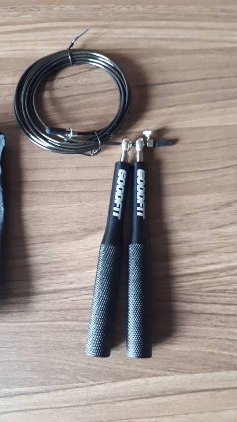 Dẫ nhận hàng, đúng như quảng cáo. Lại tặng kèm móc khóa. Chưa kịp dùng thử, dùng thử rồi sẽ đánh giá thêm về chất lượng. Cho shop 5*