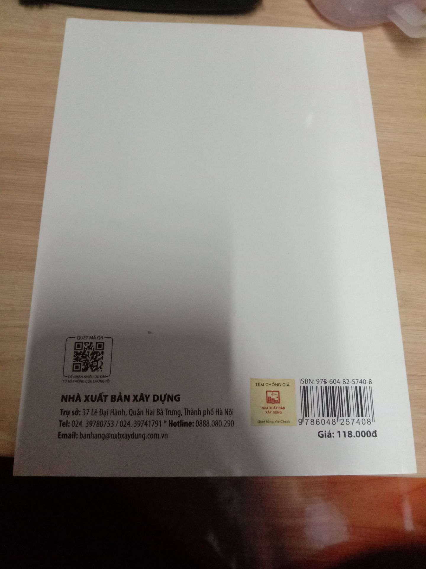 Sách đẹp, chất lượng, giấy tốt, sách chất lượng tuyệt vời rất rất hài lòng
