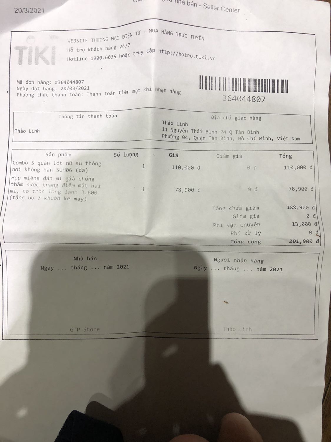 Đặt 2 sản phẩm,5 cái quần,1 hộp dán kích mí mà giao có 5 cái quần.