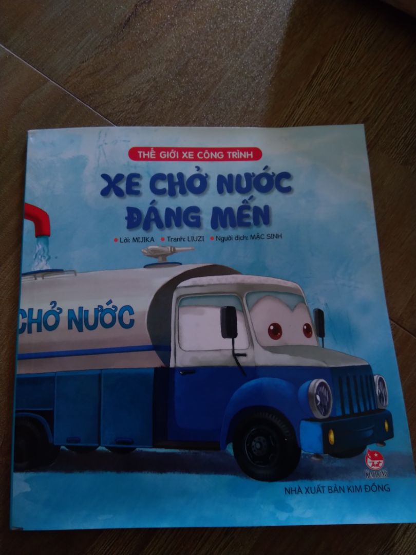 sách đóng cẩn thận đẹp. các bé rất thích