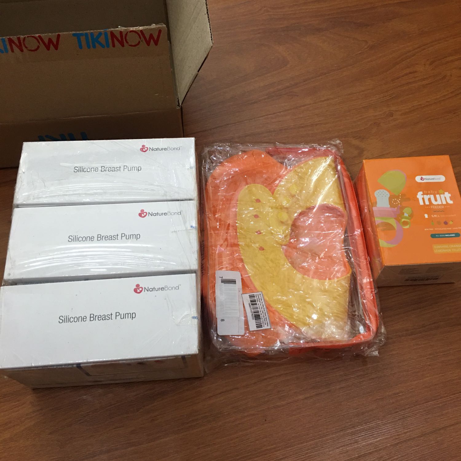 yếm mềm, máng lớn, con ăn rất sạch, màu lại tươi tắn, con rất thích, dễ vệ sinh nữa yếm mềm, máng lớn, con ăn rất sạch, màu lại tươi tắn, con rất thích, dễ vệ sinh nữa