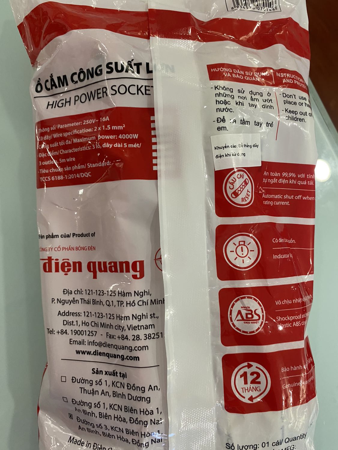 Hi shop! sản phẩm này giao hàng nhầm, không đúng như đã đặt: đặt màu đỏ đen dây 10 mét, nhưng giao nhầm đỏ trắng dây 5 mét. Chờ shop giải quyết!