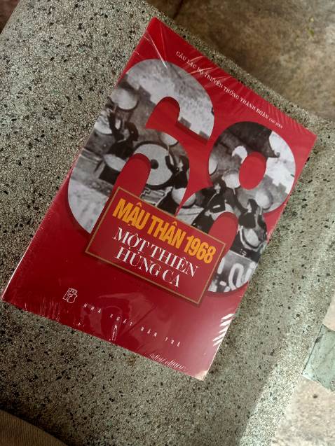 Đóng gói kĩ, tư liệu nhiều và chính xác . Rất tốt.