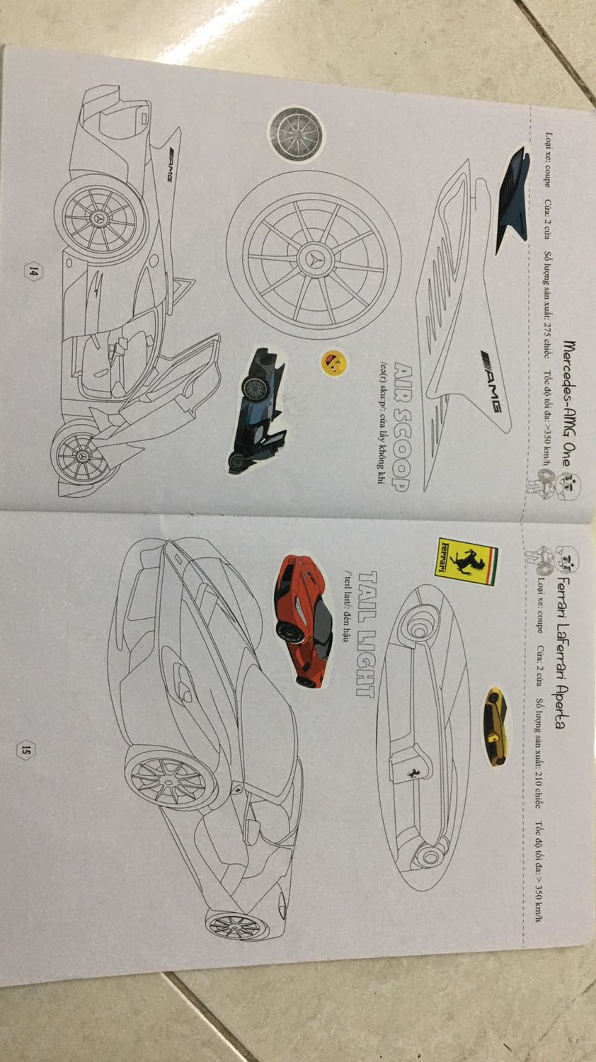 Giấy trắng đẹp, nhiều mẫu xe, có hình dán, bé mình rất thích. Tiki giao hàng nhanh!