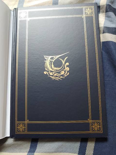 Đông A đã nâng tầm quyển sách lên 1 bậc, rất đẹp rất đáng đê sưu tầm, tiki giúp chiết khấu tốt giúp ng yêu sách tiếp cận đc dễ dàng hơn.  Rất đáng đọc và sưu tầm 1 tác phẩm kinh điển.