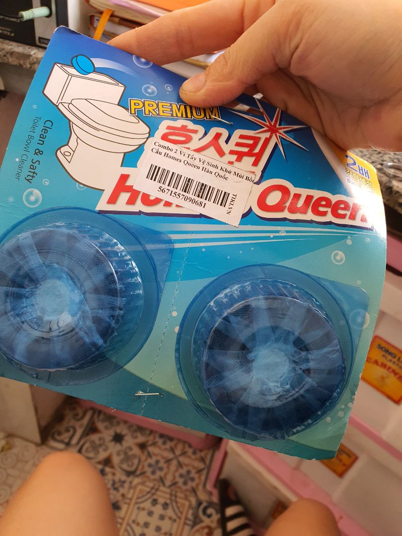 Dùng khá ok. Được lâu và bớt mùi hôi, mảng bám trên bồn cầu. Mua không biết mấy chục viên rồi. Nhưng trước mua có 35k vỉ 2 viên nhưng nay đã tăng giá lên 50k rồi :(
