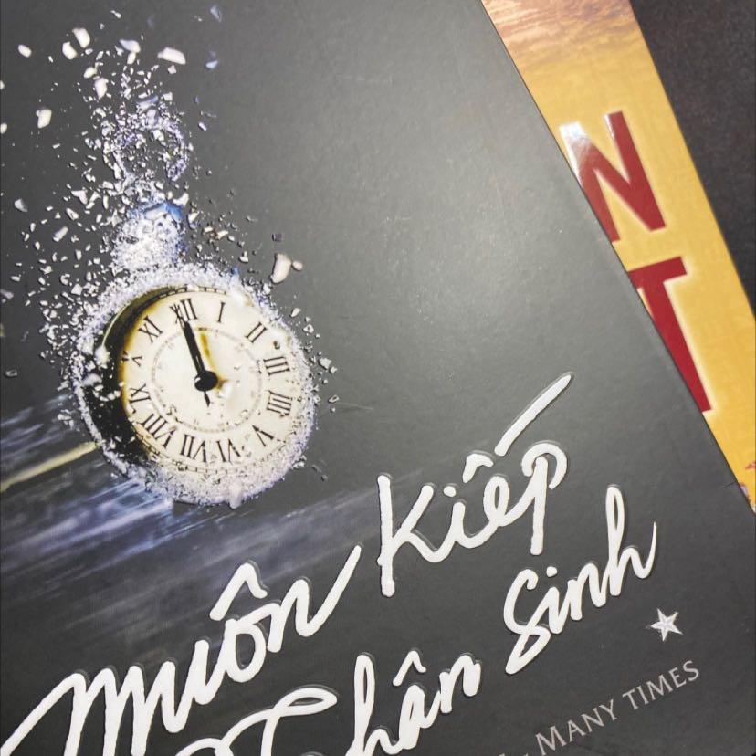 Sách nguyên seal không có lỗi gì. Có nhiều trang in màu và chất lượng giấy thì quá tuyệt luôn. Chưa đọc nhưng mình được giảng viên gợi ý sách để tham khảo (không hẳn là tham khảo, chủ yếu là bạn nào thích thì có thể tìm đọc) và mình cũng rất thích thể loại này. Tất cả đều rất oke nha.