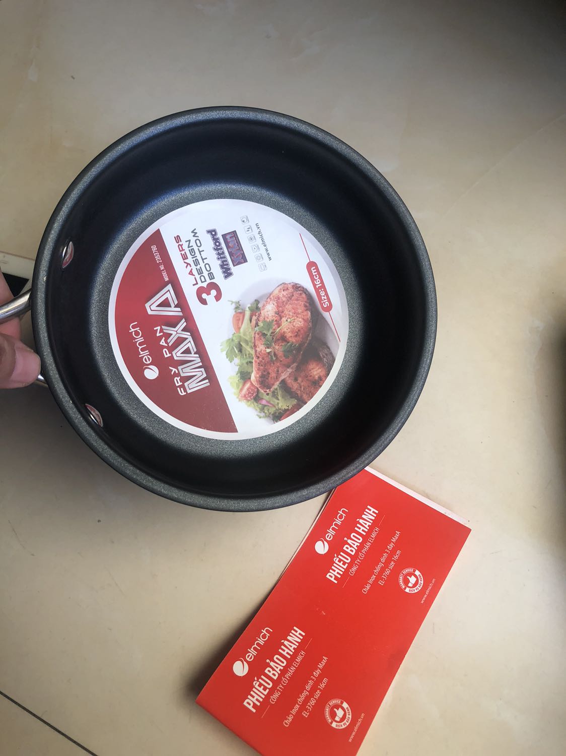 Sản phẩm quá rẻ và bao chất , nên mua nha, e mua 177k/cái thôi nè(ko liên qua hình ảnh) Sản phẩm quá rẻ và bao chất , nên mua nha, e mua 177k/cái thôi nè(ko liên qua hình ảnh)