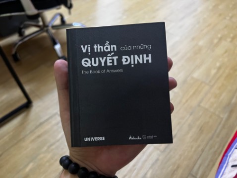 Hấp dẫn, thú vị :)) khá là vui