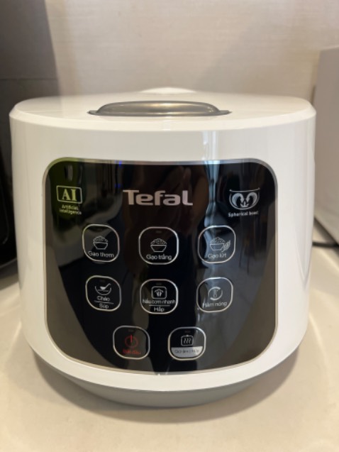 Tiki giao nồi cơm điện rất nhanh! Nồi đóng gói rất chắc, đảm bảo chất lượng nhận và cơm nấu rất ngon!