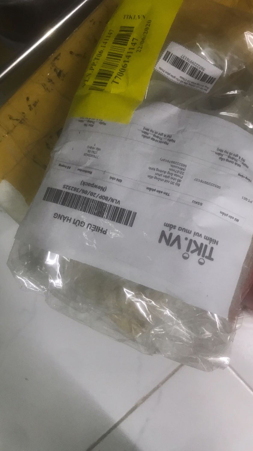 Doi lai cho e dc k shop