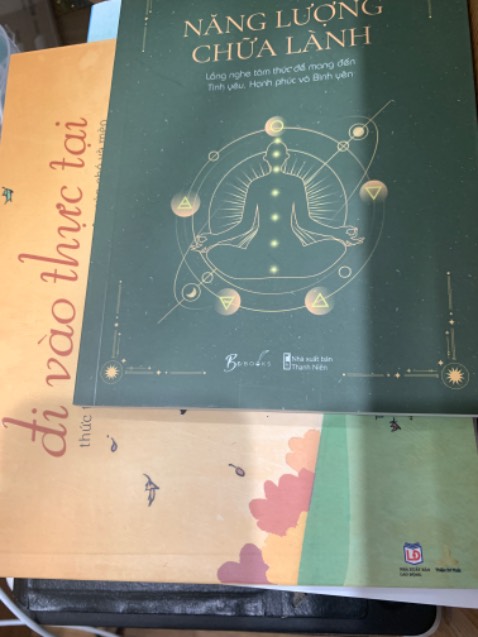 Sách hay, nội dung dễ hiểu, in đẹp. Nên mua nhé!