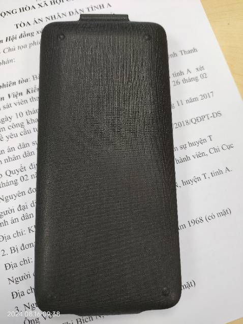 Thứ tự chức năng thay đổi hẳn so với các dòng máy trước đây. Nút nhỏ (còn xoay lệch được). Tính toán nhanh và dễ làm quen.