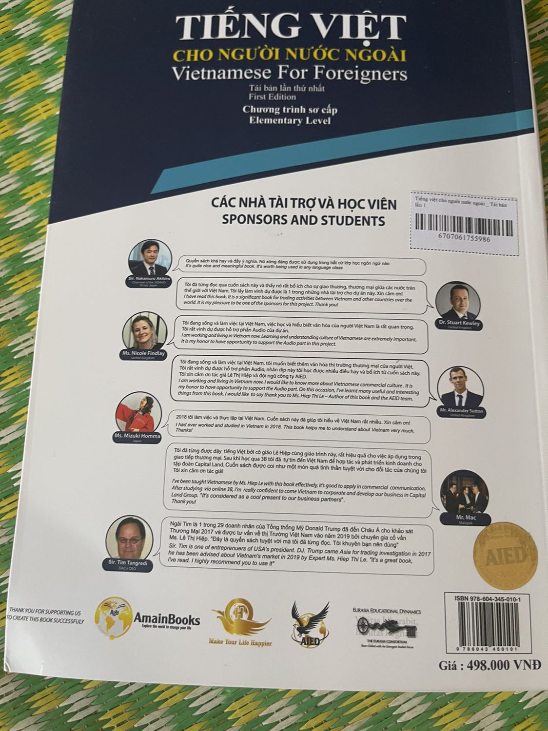 Ảnh shipper ới anh shipper ơi. Giao hàng rất ok. 
Sách độc đáo, đẹp nội dung rất phù hợp cho người mới bắt đầu . Đặc biệt sếp của mình . Cảm ơn anh shipper & shop à na