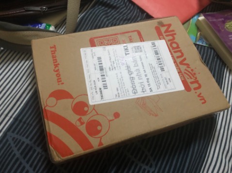 Giao hàng nhanh. Bọc kĩ. Sách còn nguyên seal. In rõ ràng.
Nội dung thì kinh điển rồi. Tốtt về mặt tư duy tài chính.