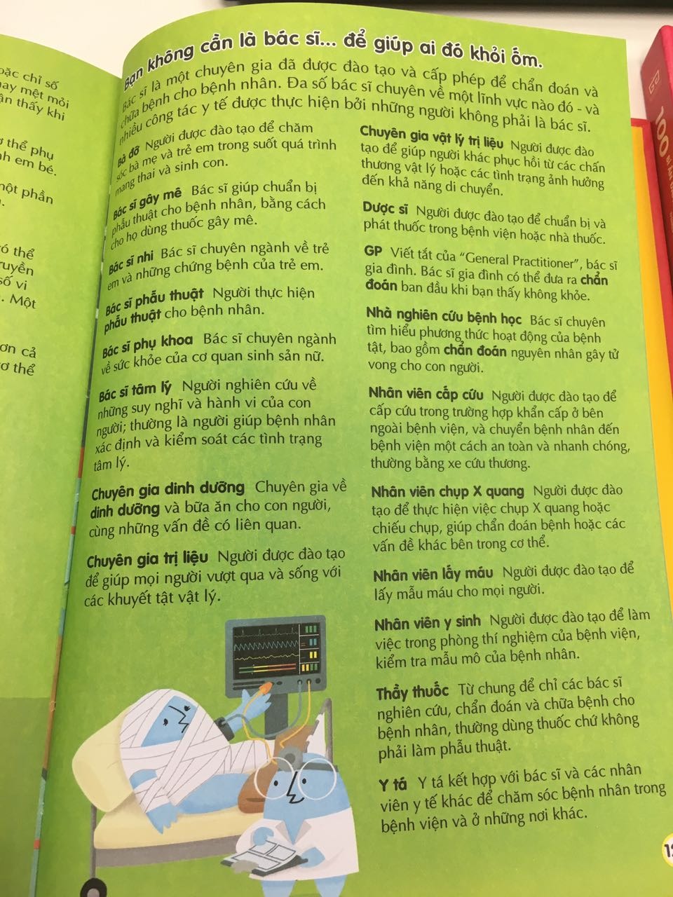 Cảm ơn tiki vì luôn dễ dàng tìm kiếm được những cuốn sách tốt với giá phải chăng. Bìa cứng và hình thức đẹp. Mình đã từng mua bản gốc usborn bằng Tiếng Anh nhưng nhiều từ khó quá nên đành mua Tiếng Việt cho con đọc. Hình  thức và chất lượng không khác gì bản TA. Mới mua nên không biết trong quá trình sử dụng, gáy sách có vấn đề gì không nhưng hiện tại thì hài lòng. Nội dung sách khá là thú vị. Bé tiểu học rất thích đọc.