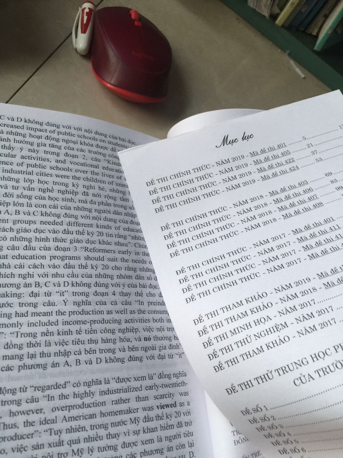 Sách trang mục lục bị bung ra nhé shop, còn lại khá ổn. Với bạn ship bóc hản hàng của mình ra nên mình thấy khá ko tốt