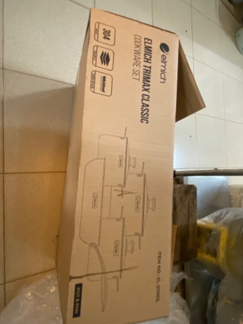 Hàng nguyên đai nguyên kiện ok xịn sò đóng gói cẩn thận. Nồi chảo đẹp, tay nắm nắp nồi hơi trầy.
