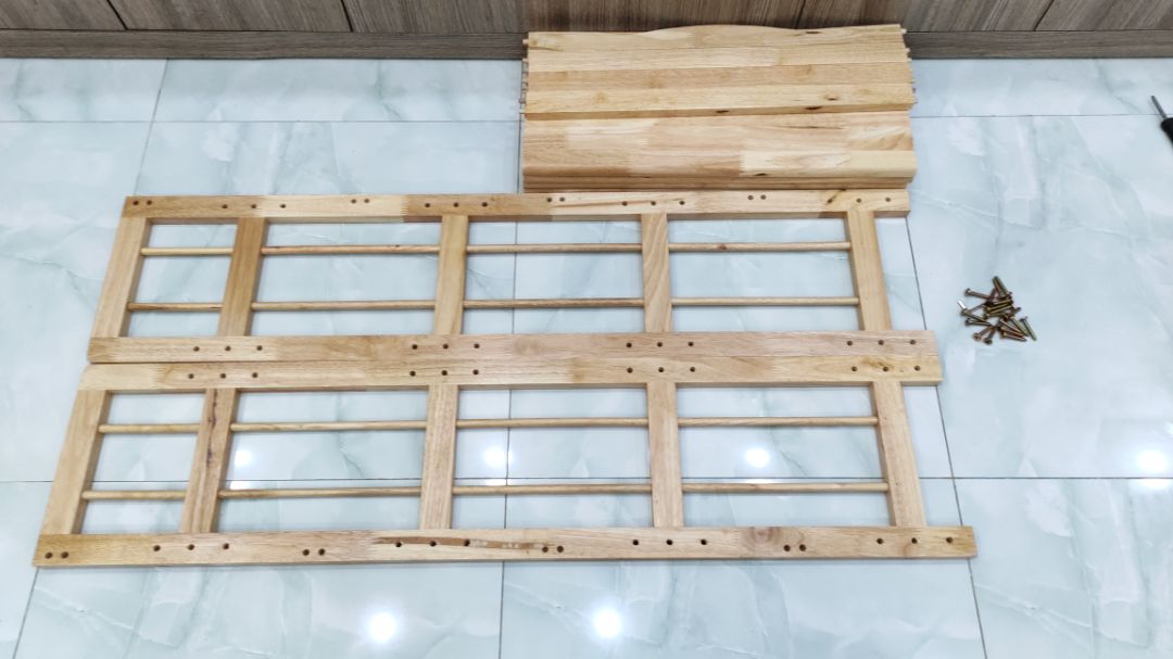 Giao nhanh. Đóng gói chất lượng. Bề ngang chỉ được 63cm thôi, không phải 65cm như quảng cáo. Shop đăng lại cho đúng nha. Trừ 1 sao lỗi này.