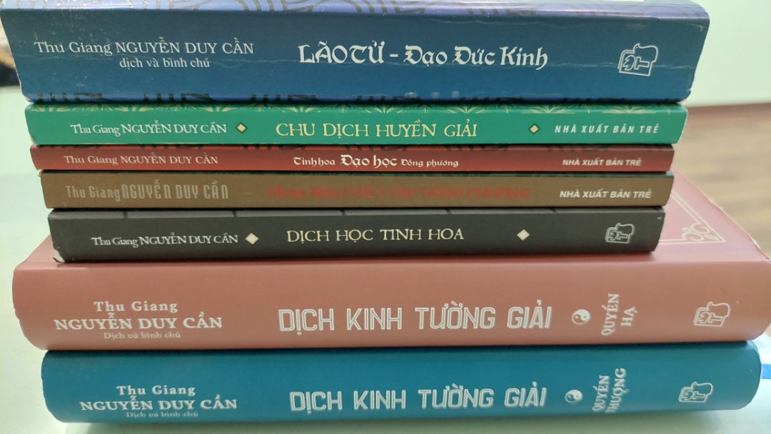 "Khía cạnh quan trọng nhất của Kinh dịch là chỉ lối đưa đường cho con người xây dựng một cuộc nhân sinh lý tưởng, một xã hội tự do cho những con người tự do." Cám ơn nhà xuất bản trẻ với bộ sách giá trị của học giả Thu Giang Nguyễn Duy Cần.