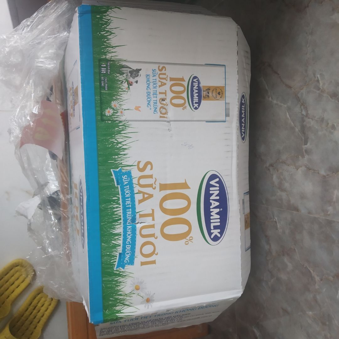 Mùa dịch nên giao trễ mình cũng thông cảm, chất lượng sản phẩm thì của Vinamilk mình thường dùng nên ok rồi, date cũng khá xa, đóng gói khá chắc chắn. Nói chung, tốt :))