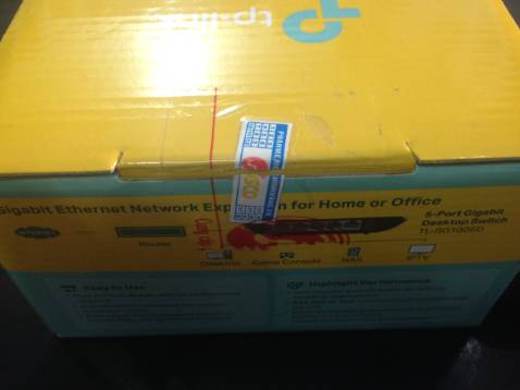 giao hàng trong 2 ngày, hàng có seal hình như là của tiệm! Mua hai cái cả hai đều hoạt động ban đầu tương đối tốt, hàng không giống hình miêu tả thay vì đèn tín hiệu ở phía trc thì lại là phía sau, shop nên cập nhật hình ảnh đúng nhất của hàng hoá tránh hiểu lầm!