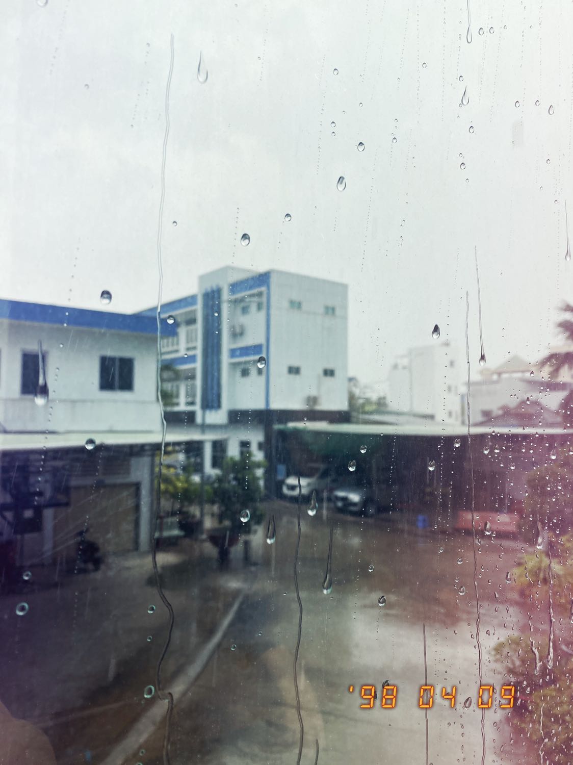 Chất lượng sản phẩm tốt, đóng gói cẩn thận, rất đáng tiền