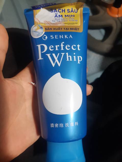 Ko hài lòng, nhận hàng nhìn hạn sử dụng mà chả muốn dùng. Bán hàng kiểu gì săn sale 6.6 kiểu này thì thôi, tốn tiền mà chẳng được gì. Tôi hoàn toàn thất vọng. Tôi chụp lên để mọi người mua hàng cân nhắc. Thật ngán