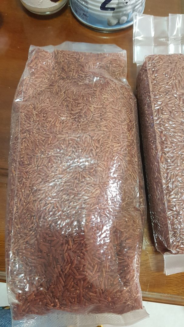 mình đăng ký gạo ông thọ có tem mác như quảng cáo mà sao nhận ko có tem mác gì cả nhỉ?
1 gói đã mất chân không