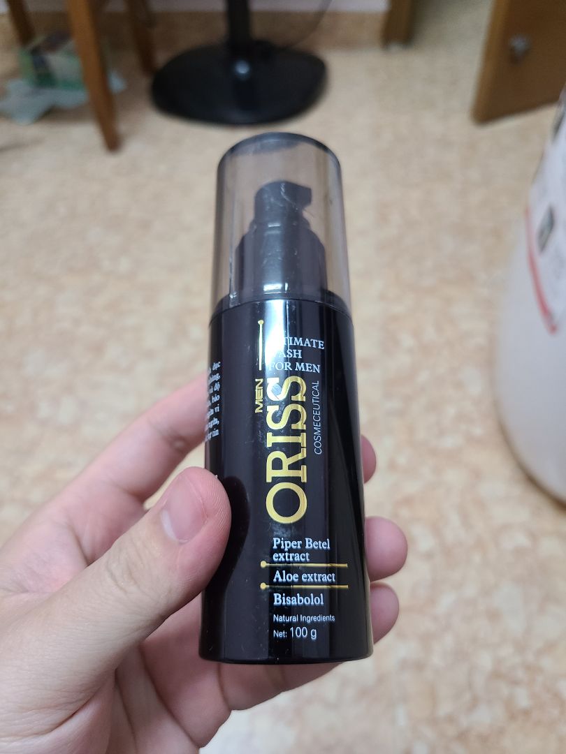 chưa sử dụng qua nên cũng ko rõ mà hàng chính hãng date 2024 nên an tâm.
thường loại này hơi nhạy cảm nên ko biết có dùng ổn áp ko, sợ kích ứng thoi. với giờ tràn lan dung dịch vệ sinh này.