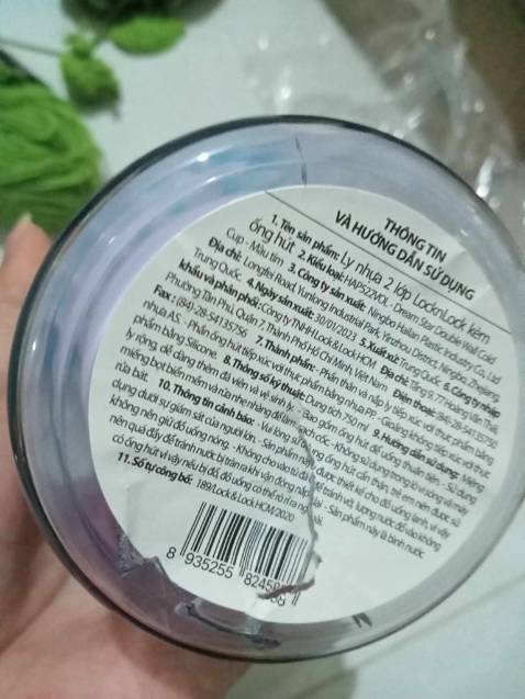 Lúc giao hàng thì không được kiểm hàng. Nhận hàng hộp nguyên tem nguyên kiện, unbox thì bị vỡ như thế này... Hy vọng shop phản hồi bình luận của mình ạ