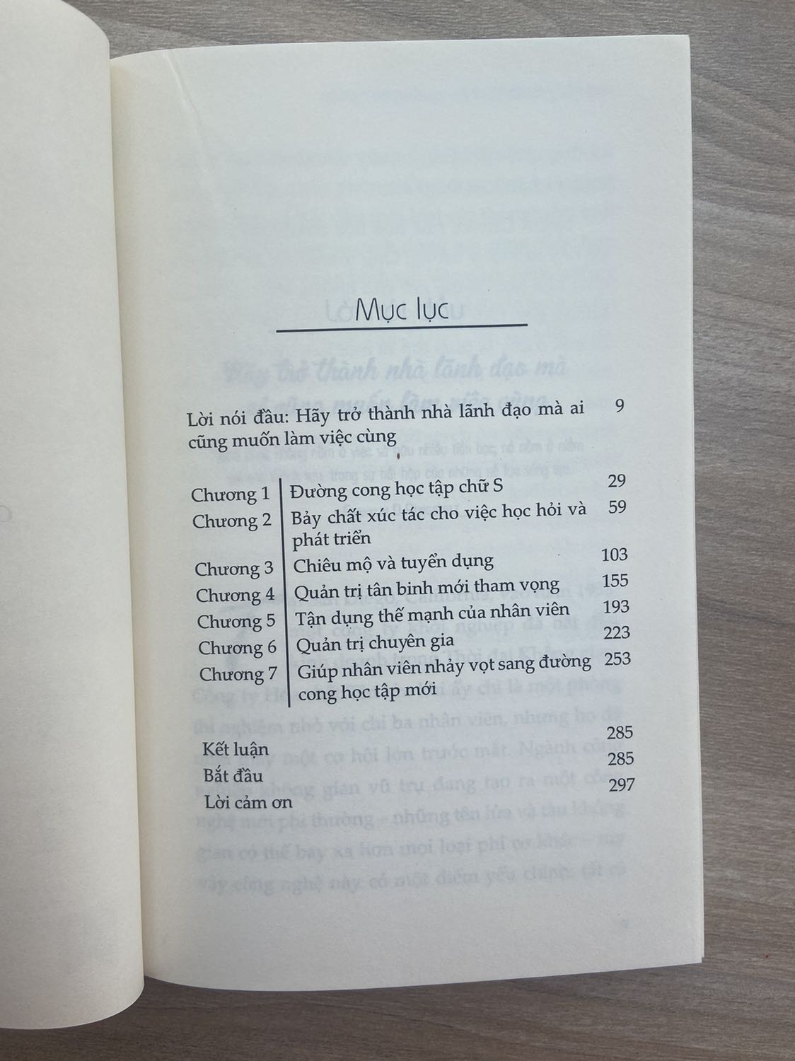 Đây là cuốn sách rất hay và hữu ích cho những ai đang hoặc sắp trở thành quản lý và cả chủ doanh nghiệp nữa. Giúp cho chúng ta hiểu được động lực và cách thức để tạo dựng một đội nhóm vững mạnh từ các thành viên nhiệt huyết, năng động và luôn trên tinh thần tìm tòi học hỏi. Ngay cả bản thân người quản lý cũng sẽ phát huy tối đa hiệu suất của mình khi hiểu được đường cong học tập. Thật sự rất đáng đọc, chúc mọi người canh được deal sale tốt Đây là cuốn sách rất hay và hữu ích cho những ai đang hoặc sắp trở thành quản lý và cả chủ doanh nghiệp nữa. Giúp cho chúng ta hiểu được động lực và cách thức để tạo dựng một đội nhóm vững mạnh từ các thành viên nhiệt huyết, năng động và luôn trên tinh thần tìm tòi học hỏi. Ngay cả bản thân người quản lý cũng sẽ phát huy tối đa hiệu suất của mình khi hiểu được đường cong học tập. Thật sự rất đáng đọc, chúc mọi người canh được deal sale tốt