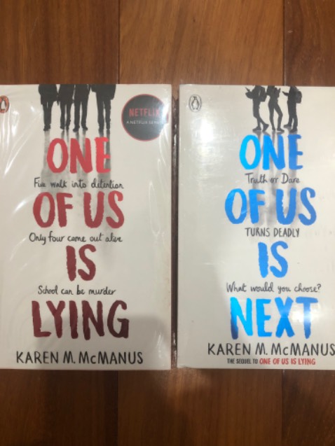 FHS đóng gói k kĩ lắm nma giao rất nhanh, trong vòng 12h là mình nhận đc rùi nè. Truyện cũng may là k cấn móp gì cả, có cái seal hơi đểu tí =))))