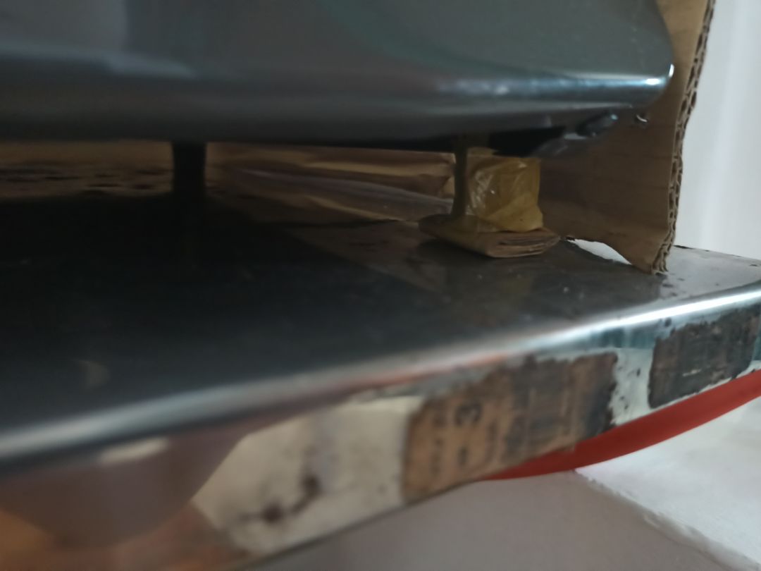 Bếp tốt, chắc chắn, vận hành như mong đợi, nhưng có một chân bị hụt xuống làm bếp bị chênh, phải lót thêm giấy vào. Chung lại là sản phẩm tốt, sử dụng ổn