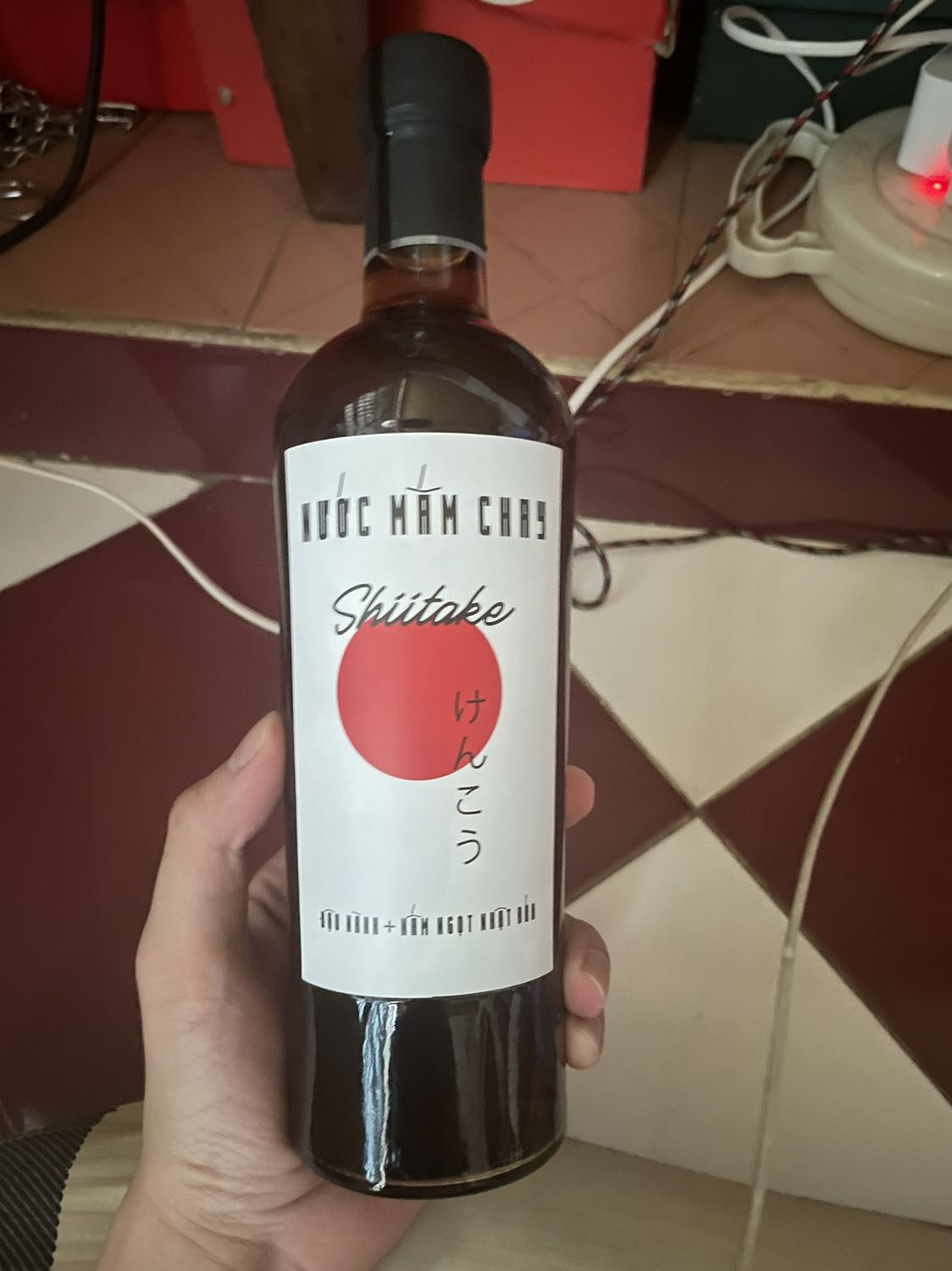 Đóng gói kỹ, giao hàng nhanh, nhìn rất chỉnh chu và chuyên nghiệp. Vị nước mắm rất okiela nha mọi người Đóng gói kỹ, giao hàng nhanh, nhìn rất chỉnh chu và chuyên nghiệp. Vị nước mắm rất okiela nha mọi người