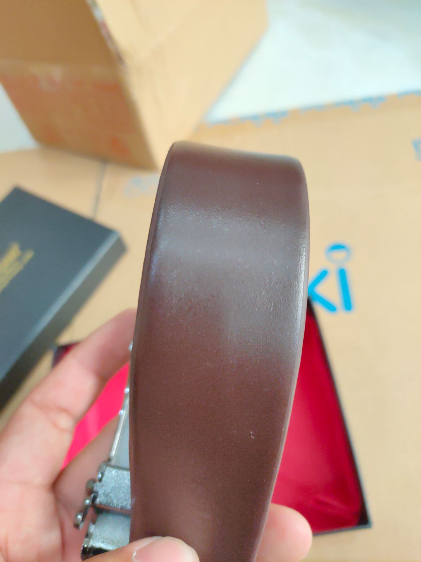 Dây nịt tốt... Da bò thật ... Giao hàng nhanh... Rất ok